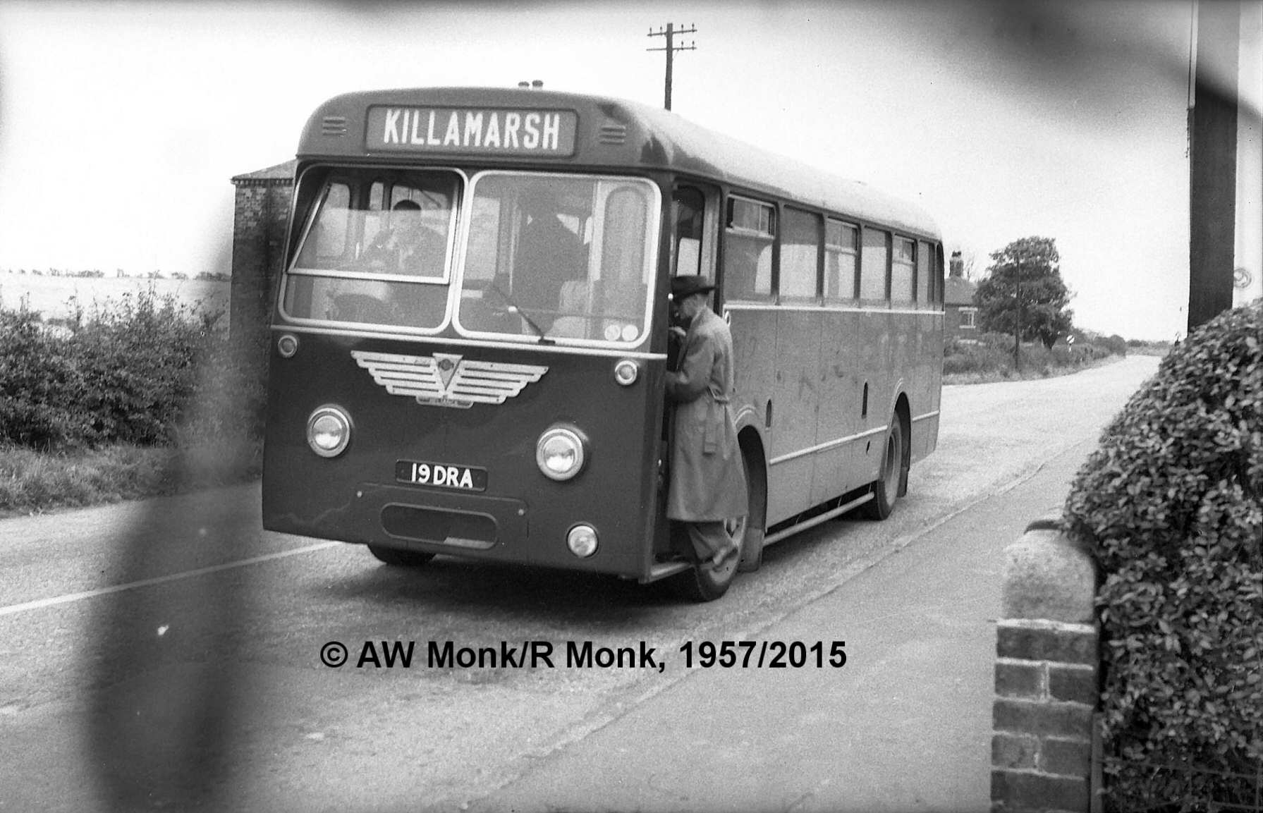 Booth and Fisher Bus in Killamarsh in 1957. Photo courtesy of R. Monk.